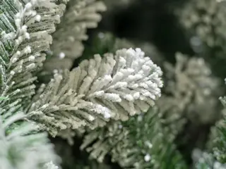 Kunstkerstboom Imperial Pine Snowy H180cm - afbeelding 3
