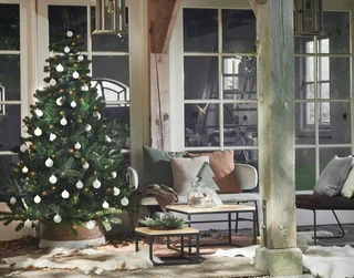 Kunstkerstboom Charlton Groen met LED – Verschillende hoogtes