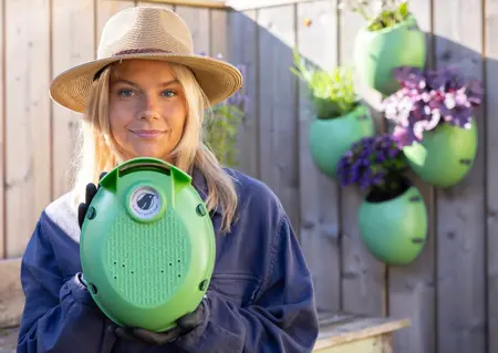 Eggologic Nester Pod Tuscan Green - vogelhuisje duurzaam