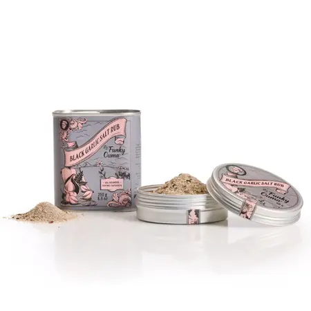 Funky Ouma Travel Tin: Black Garlic Salt 90g - afbeelding 2