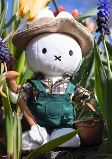 Nijntje Knuffel Tuinier 24cm - afbeelding 2