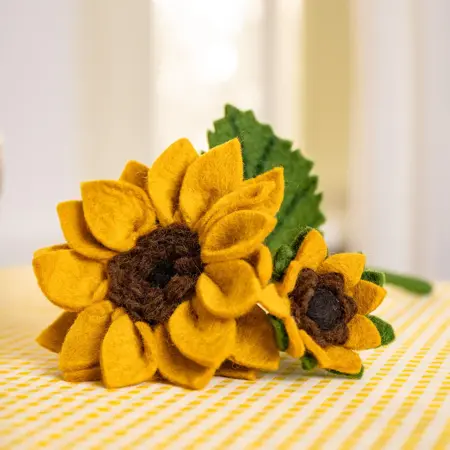 Sjaal met Verhaal Zonnebloem Tak Vilt - afbeelding 2