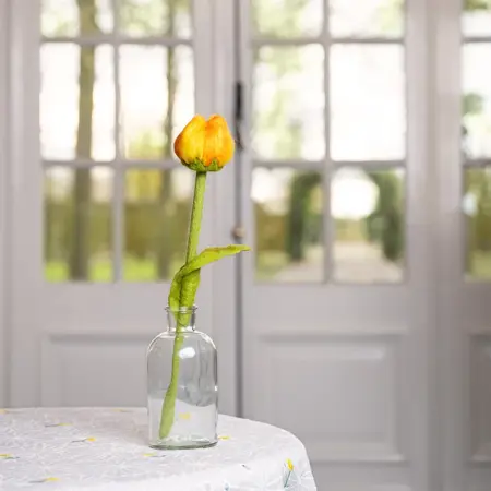Tulp Olivia Vilt Oranje/Geel – Handgemaakte Fairtrade Decoratie - afbeelding 4